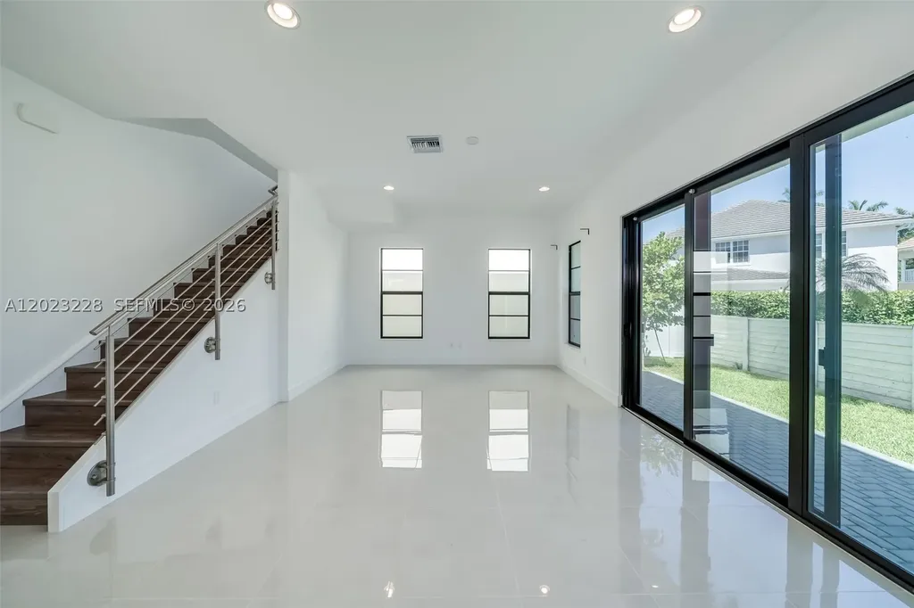 1427 SW 23rd Street Fort Lauderdale FL 33315