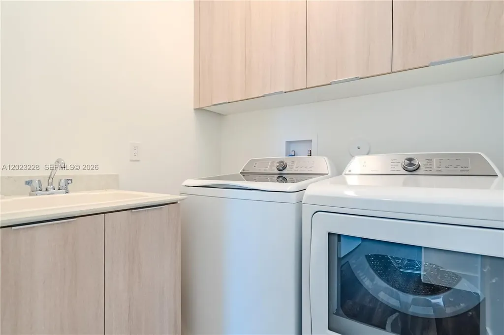 1427 SW 23rd Street Fort Lauderdale FL 33315