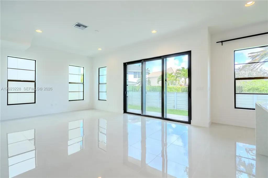 1427 SW 23rd Street Fort Lauderdale FL 33315