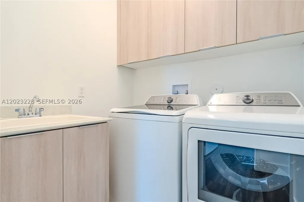 1427 SW 23rd Street Fort Lauderdale FL 33315