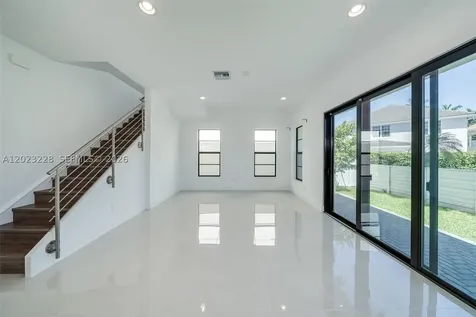 1427 SW 23rd Street Fort Lauderdale FL 33315