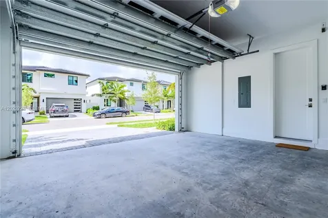 1427 SW 23rd Street Fort Lauderdale FL 33315