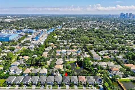 1427 SW 23rd Street Fort Lauderdale FL 33315