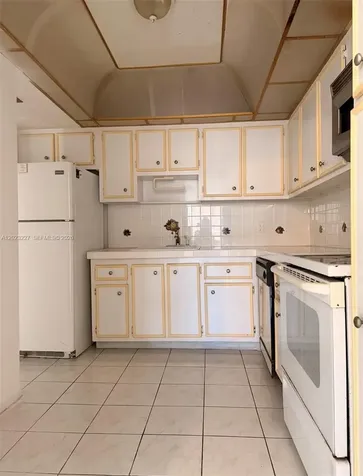 2025 NE 164th Street North Miami Beach FL 33162