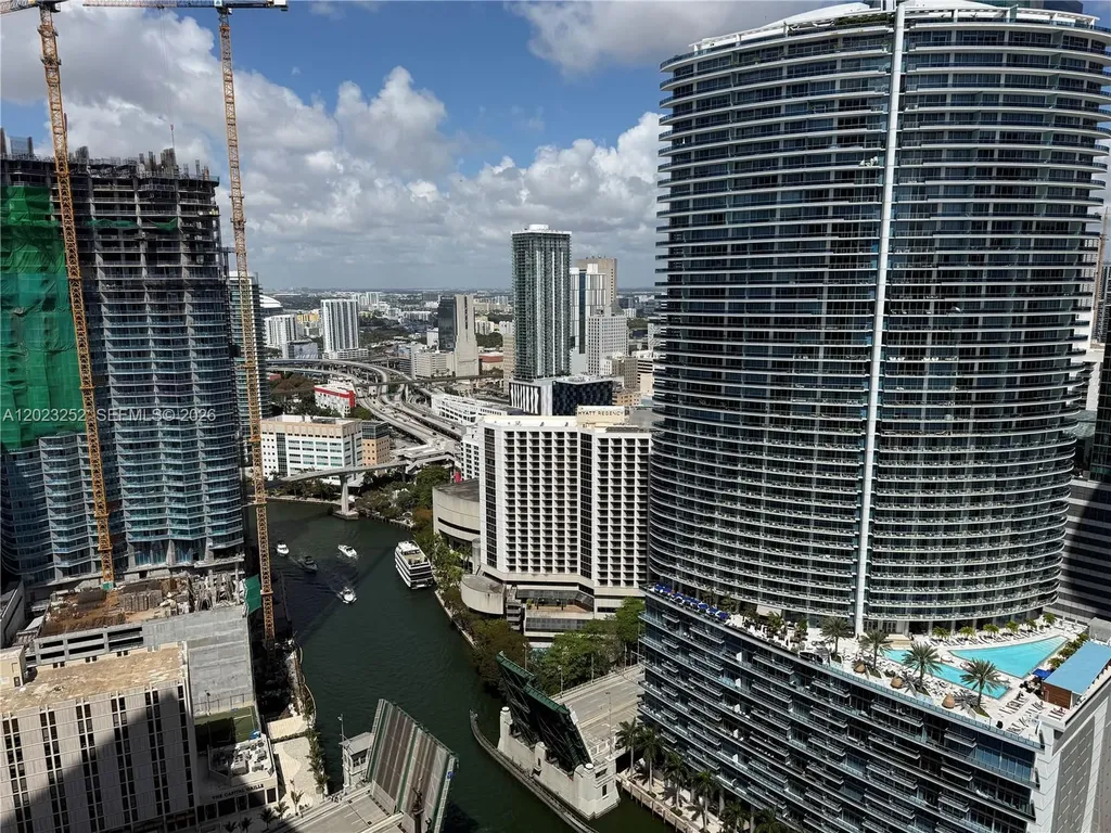 465 Brickell Avenue Miami FL 33131