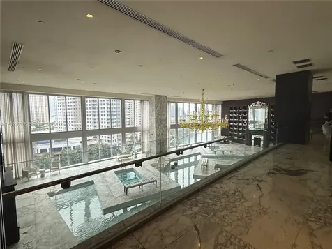 465 Brickell Avenue Miami FL 33131