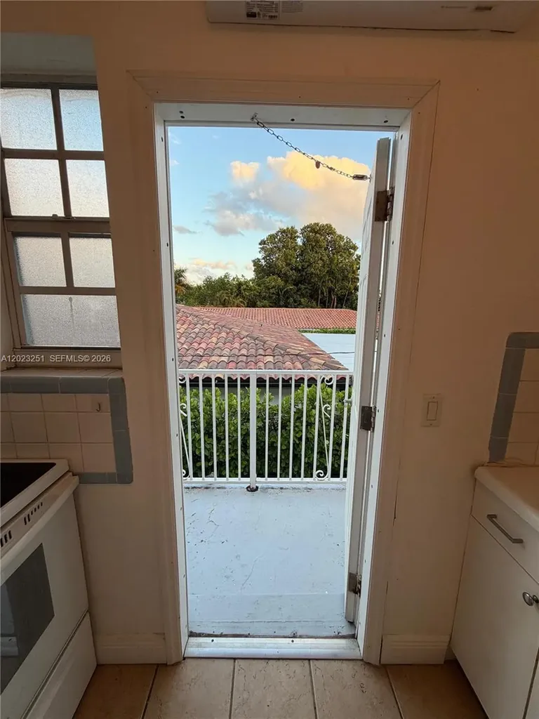 2200 Calais Drive Miami Beach FL 33141