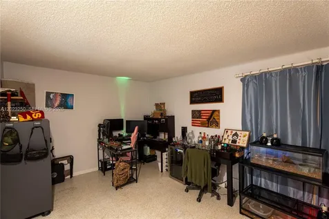 982 SW Airoso Boulevard Port St. Lucie FL 34983
