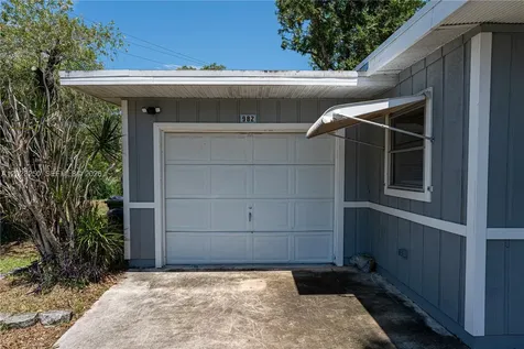 982 SW Airoso Boulevard Port St. Lucie FL 34983