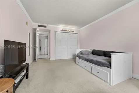 6770 Indian Creek Drive Miami Beach FL 33141