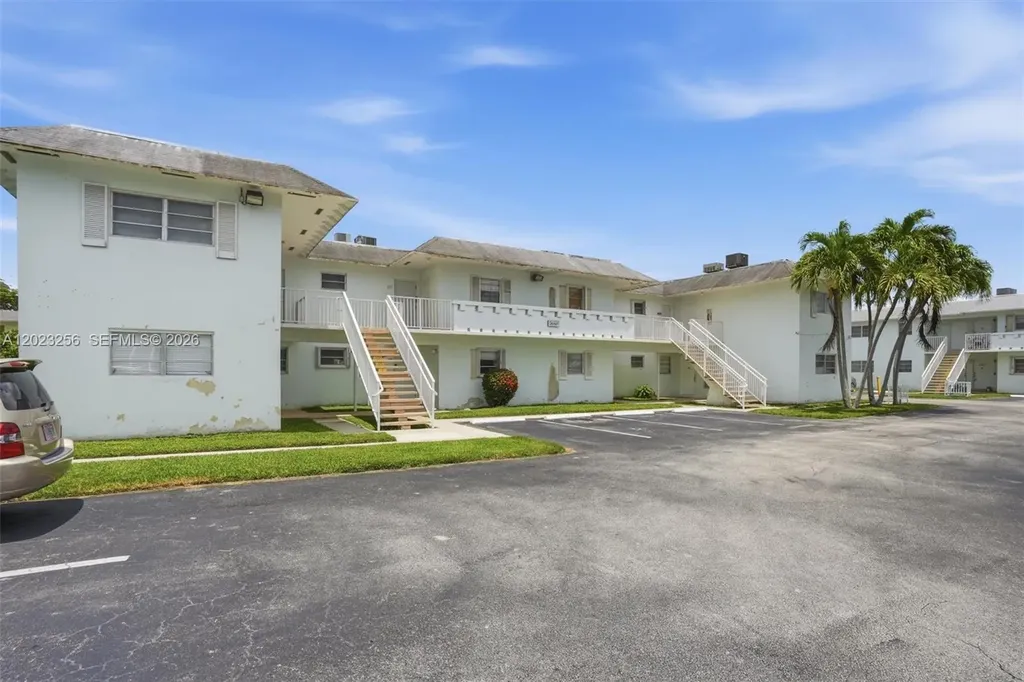 7680 SW 82nd Street Miami FL 33143