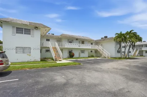 7680 SW 82nd Street Miami FL 33143