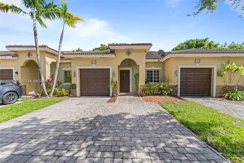3220 NE 11th Drive Homestead FL 33033