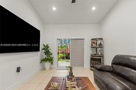 3220 NE 11th Drive Homestead FL 33033