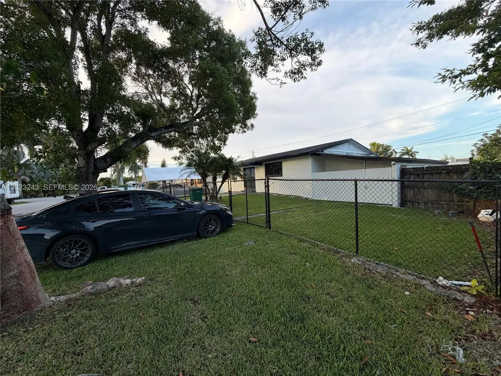 553 SW 6th Court Florida City FL 33034
