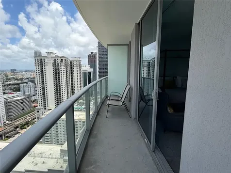 1100 S Miami Avenue Miami FL 33130