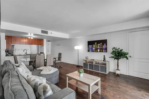1200 Brickell Bay Drive Miami FL 33131