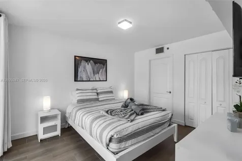 1200 Brickell Bay Drive Miami FL 33131