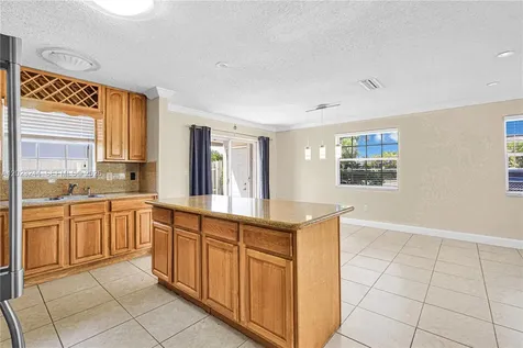 2400 SW 103rd Court Miami FL 33165