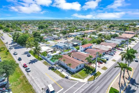 2400 SW 103rd Court Miami FL 33165