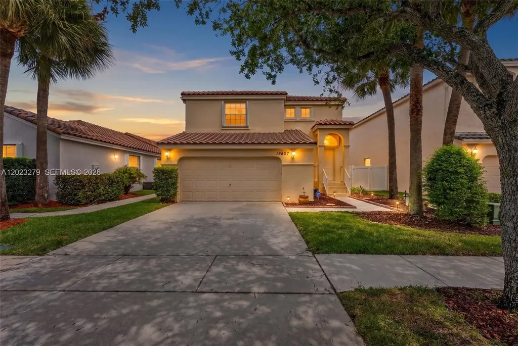 15657 NW 12th Manor Pembroke Pines FL 33028