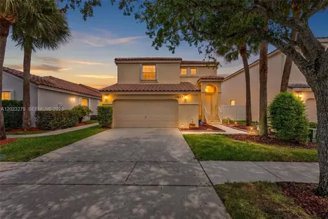 15657 NW 12th Manor Pembroke Pines FL 33028