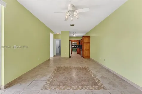 15657 NW 12th Manor Pembroke Pines FL 33028