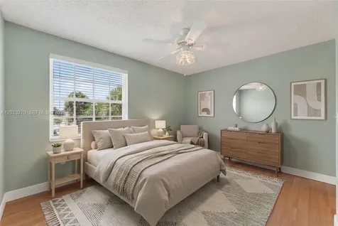 15657 NW 12th Manor Pembroke Pines FL 33028