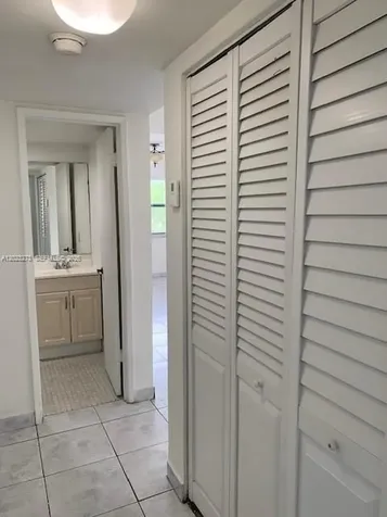 10231 W Fontainebleau Boulevard Miami FL 33172