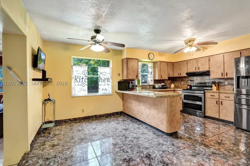 1020 NW 25th Avenue Fort Lauderdale FL 33311