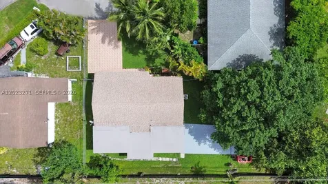 1020 NW 25th Avenue Fort Lauderdale FL 33311