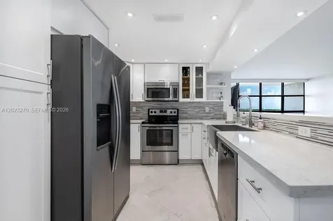 600 Parkview Drive Hallandale Beach FL 33009