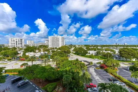 600 Parkview Drive Hallandale Beach FL 33009
