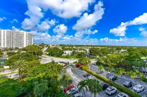 600 Parkview Drive Hallandale Beach FL 33009