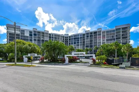 600 Parkview Drive Hallandale Beach FL 33009