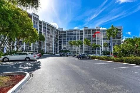 600 Parkview Drive Hallandale Beach FL 33009