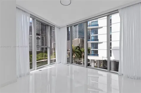 300 Biscayne Blvd Way Miami FL 33131