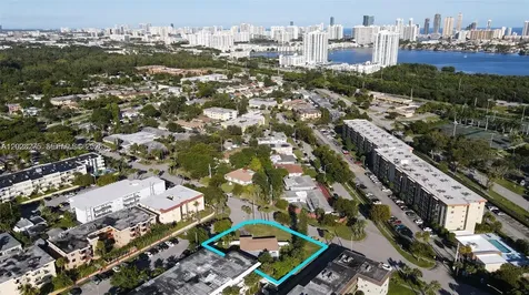 2190 NE 169th Street North Miami Beach FL 33162