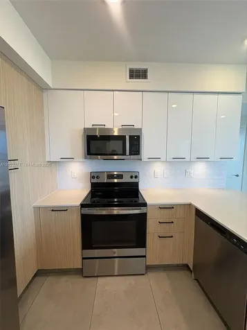 16395 Biscayne Boulevard North Miami Beach FL 33160