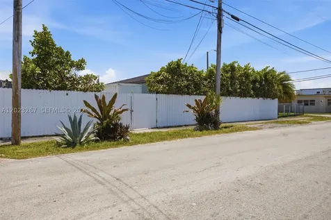 301 SW 36th Avenue Miami FL 33135