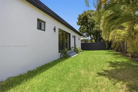 1911 SW 18th Avenue Miami FL 33145