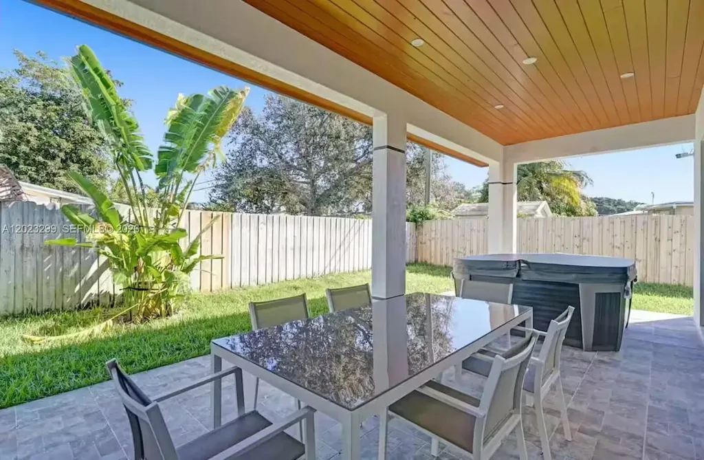 1930 SW 36th Avenue Fort Lauderdale FL 33312