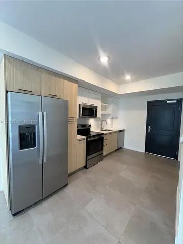 16395 Biscayne Boulevard North Miami Beach FL 33160