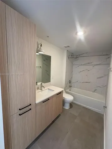 16395 Biscayne Boulevard North Miami Beach FL 33160