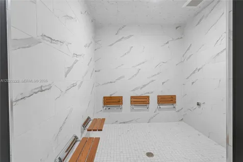 16395 Biscayne Boulevard North Miami Beach FL 33160