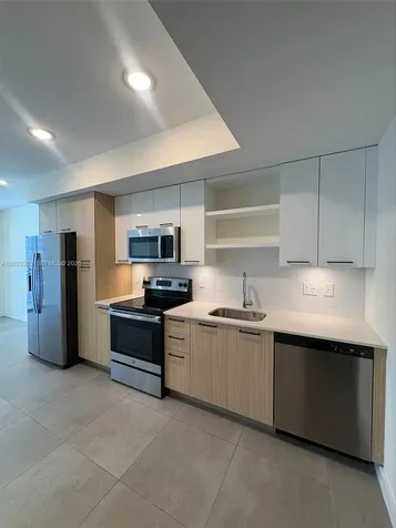 16395 Biscayne Boulevard North Miami Beach FL 33160