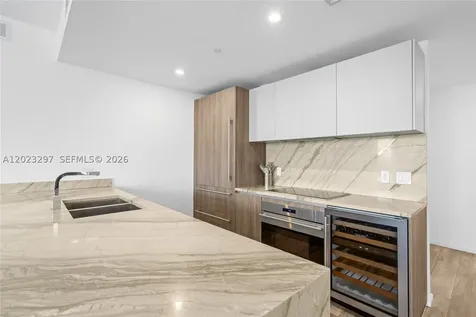 801 S Miami Avenue Miami FL 33130
