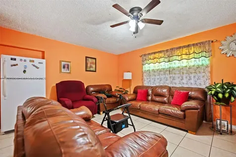 1792 SW 11th Street Miami FL 33135