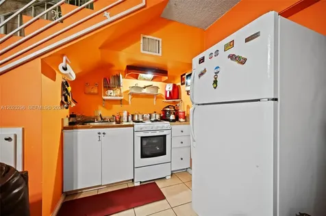 1792 SW 11th Street Miami FL 33135