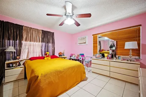 1792 SW 11th Street Miami FL 33135